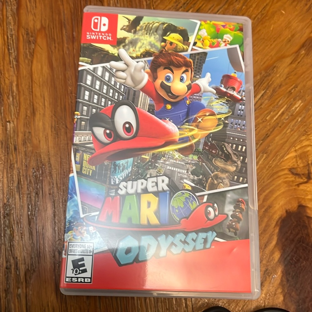 Super Mario Odyssey - Nintendo Switch - like new